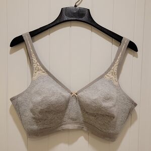 Cacique Gray and Cream Lace Trim Bra
